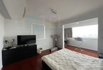 Rm 18A Royal Mansion(4)
