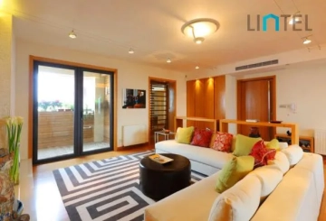 Rm 18AB Mayfair Tower