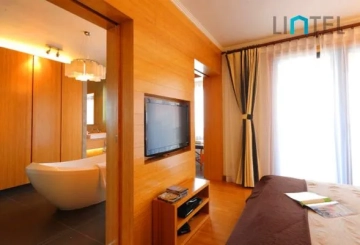 Rm 18AB Mayfair Tower(4)