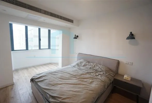 Rm 18B No 278 Wuxing Road(9)