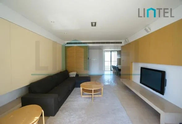 Rm 18B No W8 Top of City(2)