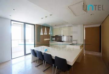 Rm 18B No W8 Top of City(5)