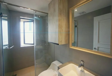 Rm 18C No 1 Grand Plaza(13)