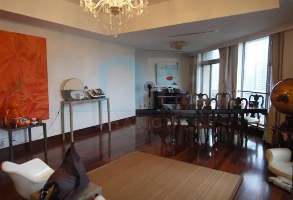 Rm 18C No 2 Chevalier Place(2)