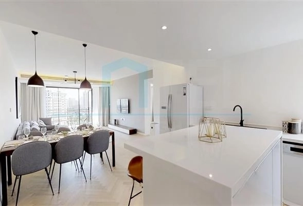 Rm 1901 No 1 Central Residence I