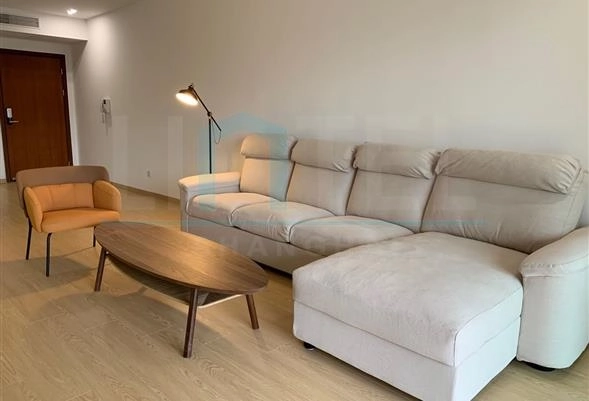 Rm 1902 No 10 Yanlord Garden III(2)