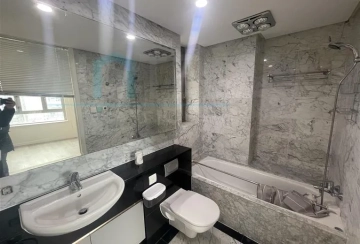 Rm 1902 No 3 Jing'an Four Seasons(7)
