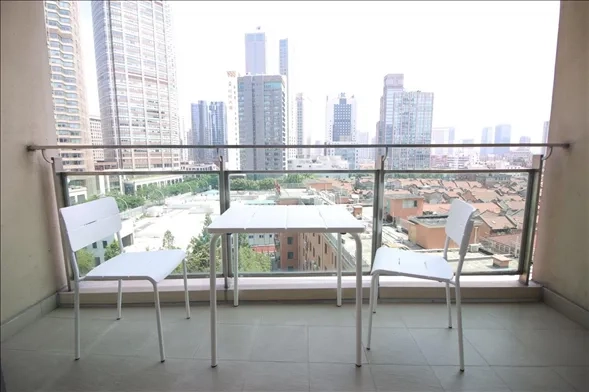 Rm 1902 No 5 Jing'an Four Seasons(2)