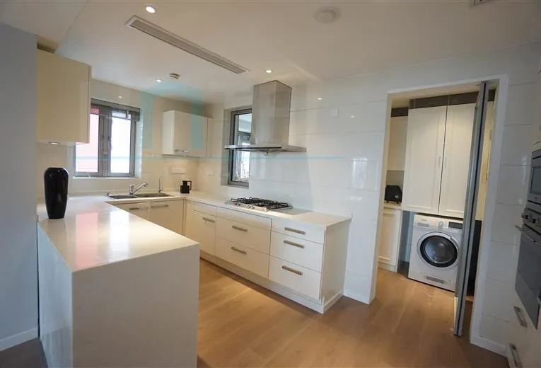 Rm 19B City Apartment(8)
