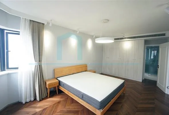 Rm 19C No 1 Grand Plaza(8)