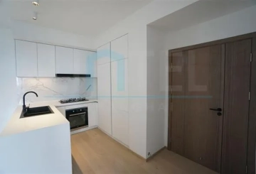 Rm 19C No D36 Top of City(7)