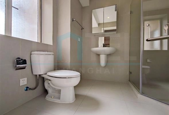 Rm 19F No 1 Ambassy Court(11)