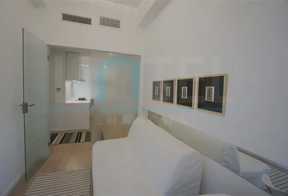 Rm 1A No 1 Ambassy Court(12)