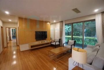 Rm 1C Nanyang Seasons Court(2)