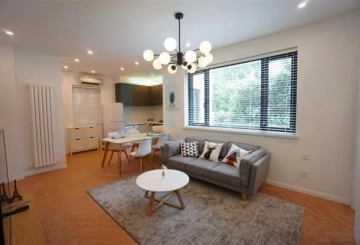 Rm 2 No 1795 Huaihai middel Road
