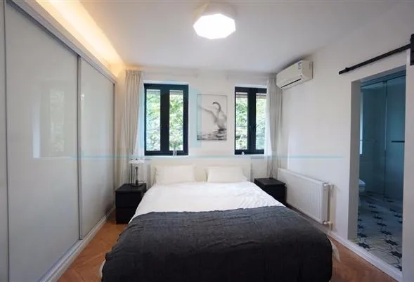 Rm 2 No 1795 Huaihai middel Road(6)