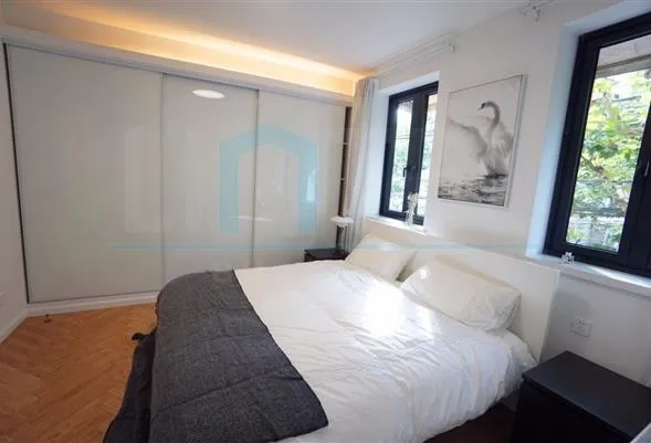 Rm 2 No 1795 Huaihai middel Road(7)