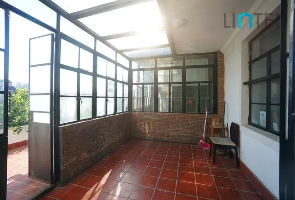 Rm 20 No 1206 Huaihai middle Road(2)