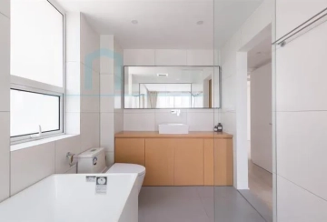 Rm 2001 No 5 Manhattan Heights(8)