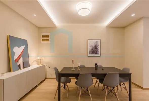 Rm 2002 No 1 Manhattan Heights(3)