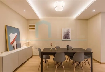 Rm 2002 No 1 Manhattan Heights(3)