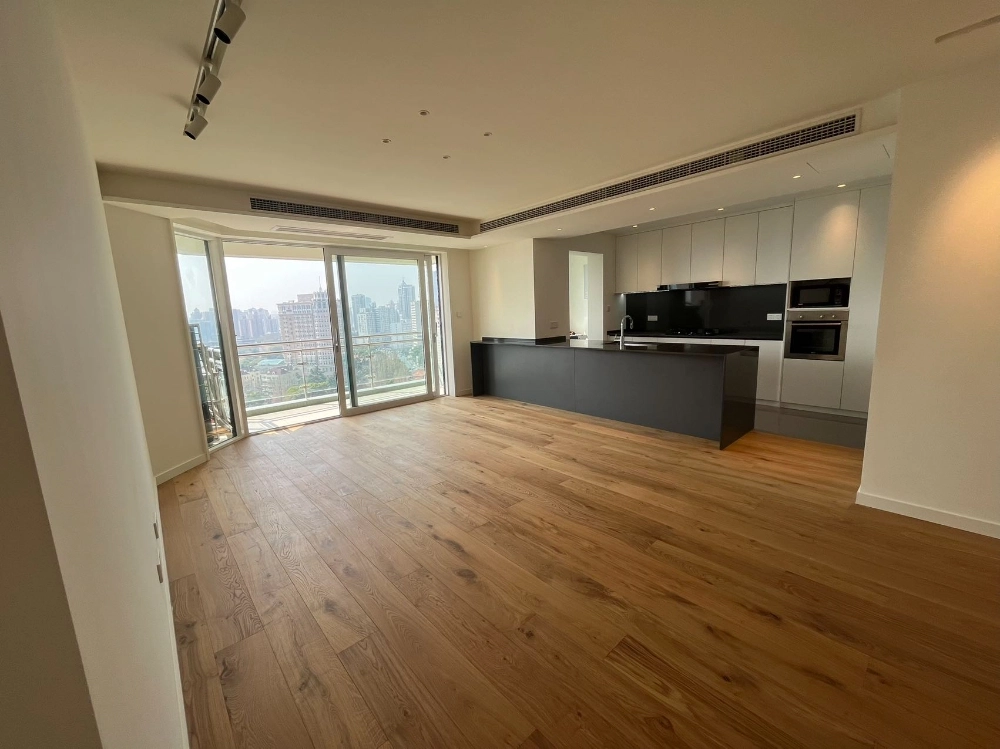 Rm 2002 No 3 Central Residence I