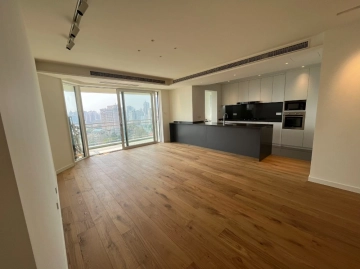 Rm 2002 No 3 Central Residence I