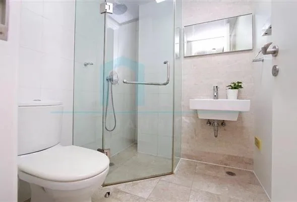 Rm 2002 No 3 Eight Park Avenue(10)