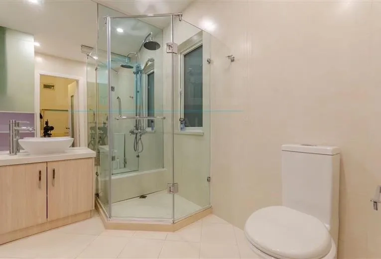 Rm 201 No 戊 Lane 494 494 Huaihai middle  Road(7)