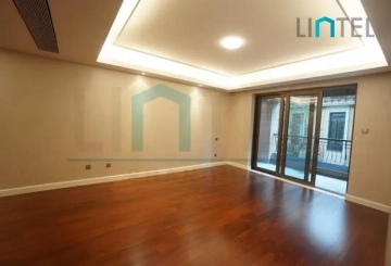 Rm 201 No 1 The Palace II(2)
