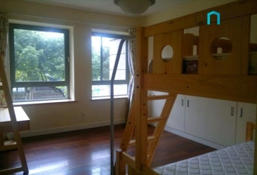 Rm 201 No 10 Green Court I(11)