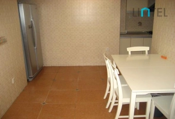 Rm 201 No 10 Green Court I(5)