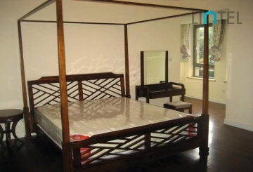 Rm 201 No 10 Green Court I(6)