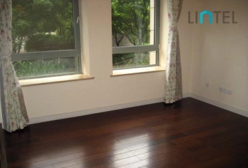 Rm 201 No 10 Green Court I(10)