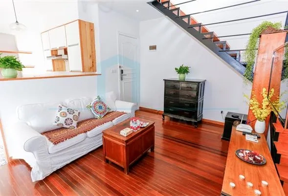 Rm 201 No 139 Changshu  Road(2)