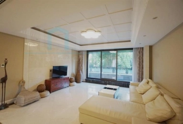 Rm 201 No 22 Great Mansion