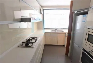 Rm 201 No 363 Lakeside Ville(3)