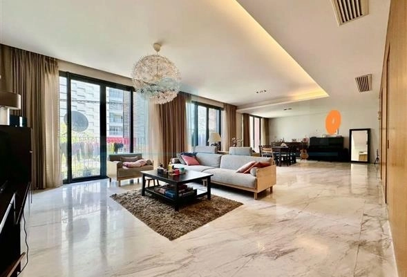 Rm 201 No 378 Lakeside Ville