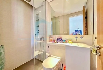 Rm 201 No 378 Lakeside Ville(10)