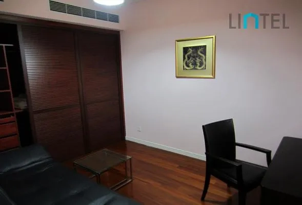 Rm 202 No 1 City Castle(6)