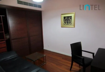 Rm 202 No 1 City Castle(6)