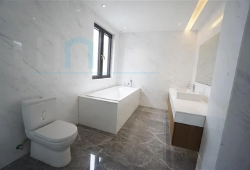 Rm 202 No 1 Fairlake Le Chambord(24)