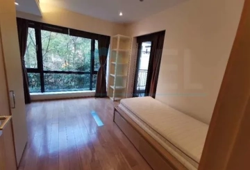 Rm 202 No 10 Lanting Apartment(7)