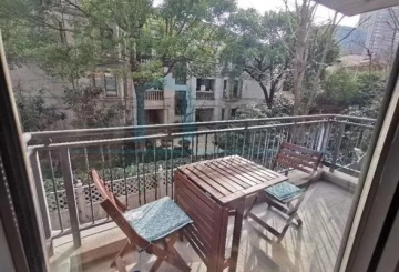 Rm 202 No 10 Lanting Apartment(9)