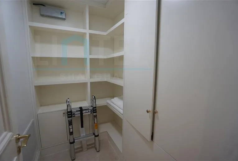 Rm 202 No 10 One Riviera Park(20)
