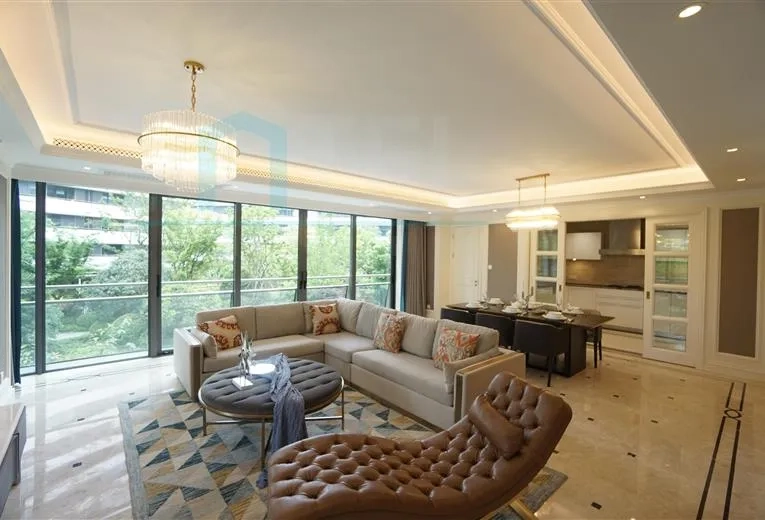 Rm 202 No 10 One Riviera Park(2)
