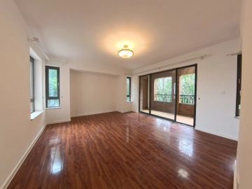 Rm 202 No 3 Green Court I(8)