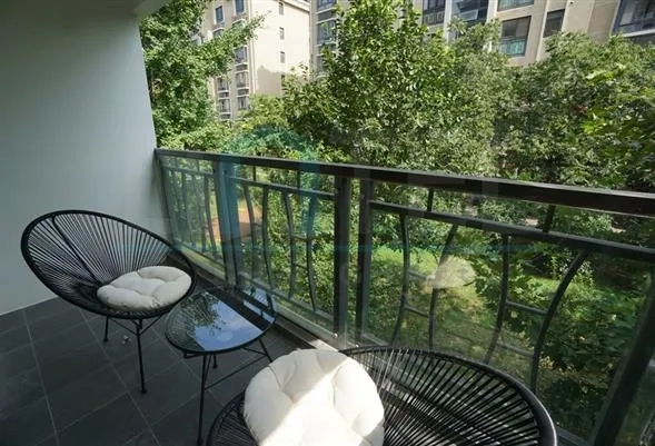 Rm 202 No 4 Yuyuan Residence(3)