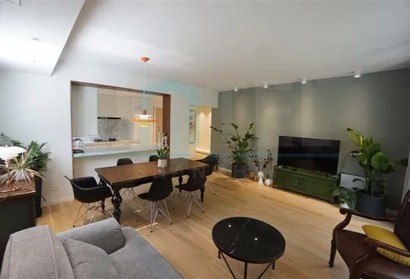 Rm 202 No 4 Yuyuan Residence(5)