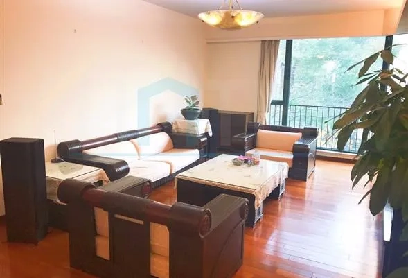 Rm 202 No 6 Century Metropolis(2)